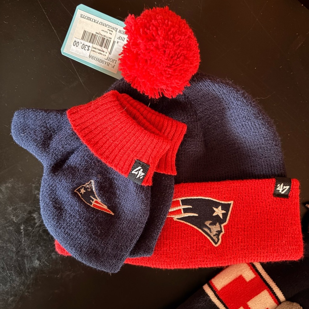 NFL Patriots Kids Hat and Mittens Set - Red and Blue NWT